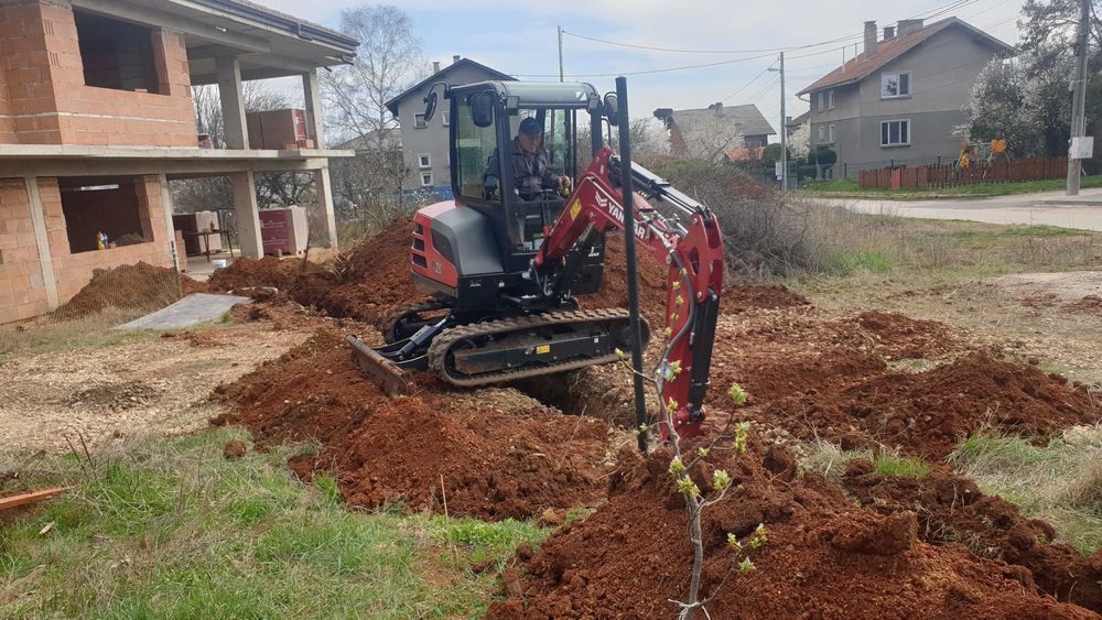 Услуги с мини багер,Хидравличен чук 150кг,Самосвал и Бобкат