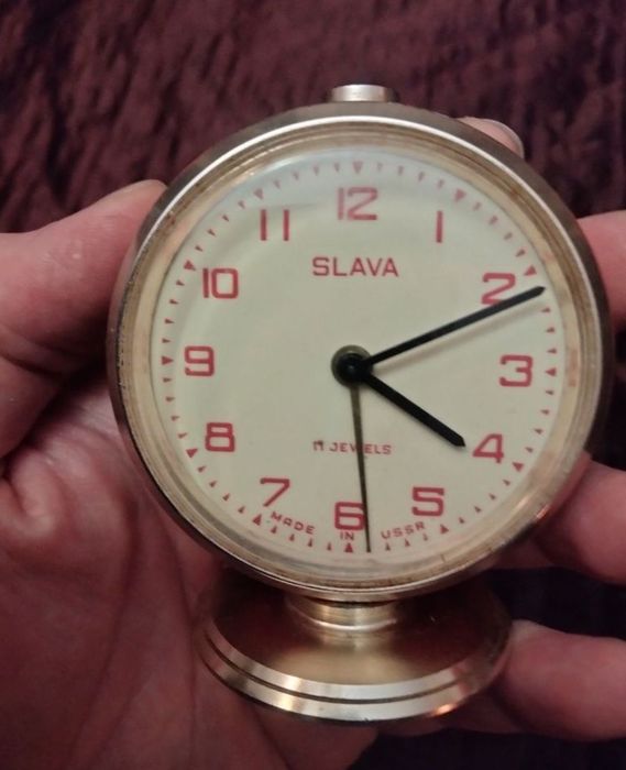 Руски Часовник Слава