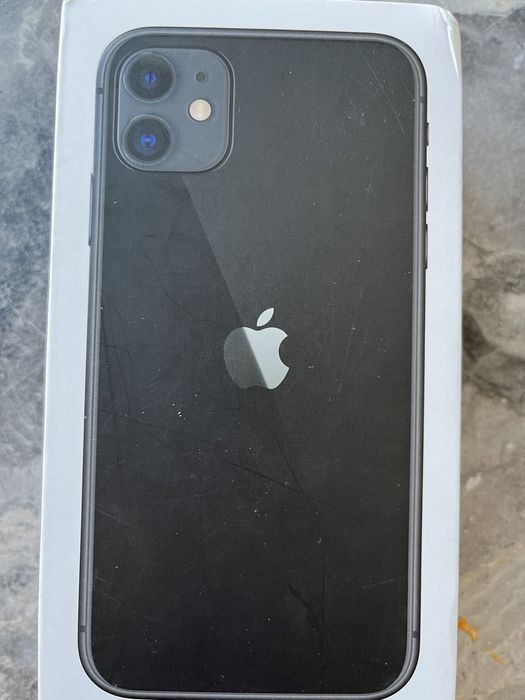 Продам телефон Айфон 11 , состояние отличное