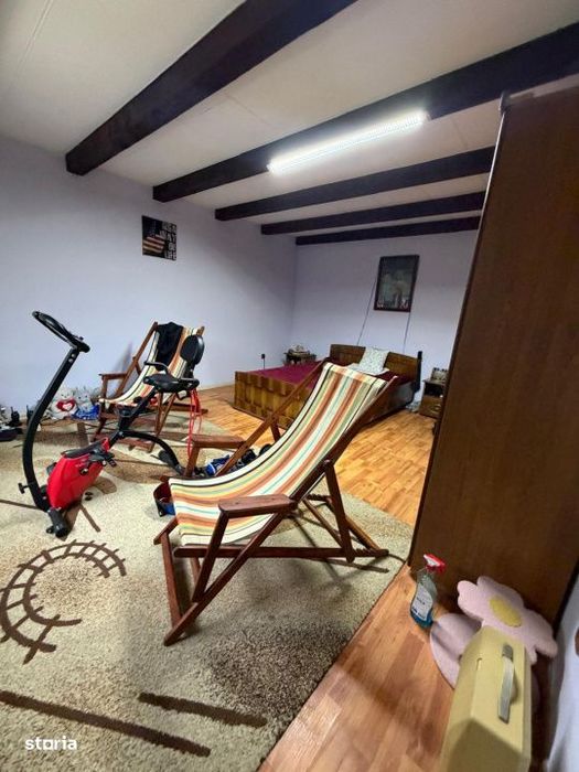 Casa de vanzare, 130 mp, teren 562 mp, zona Pielesti
