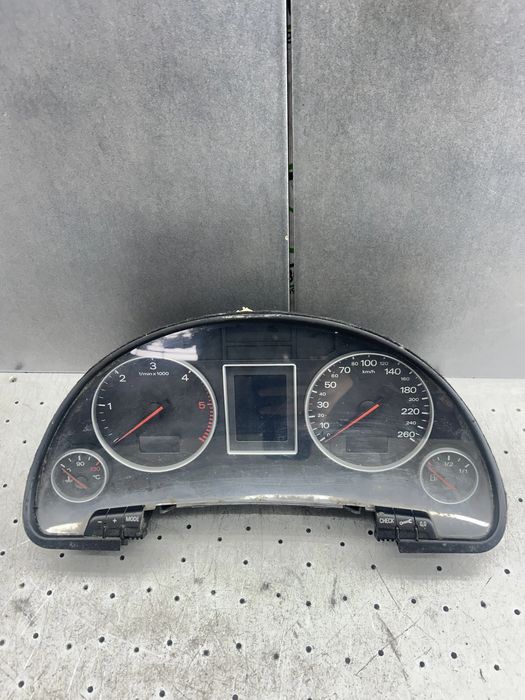 Ceasuri bord 1036901830 Audi A4