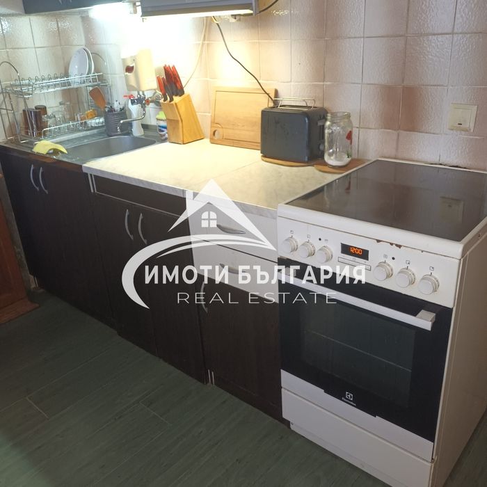 Продава се Тристаен апартамент в Балчик - 82 кв.м за 915 €/кв.м - Снимка #4