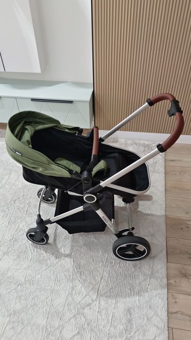 Продам детскую коляску