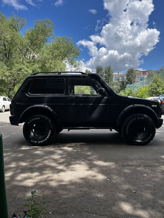 Ваз (Lada) 21213