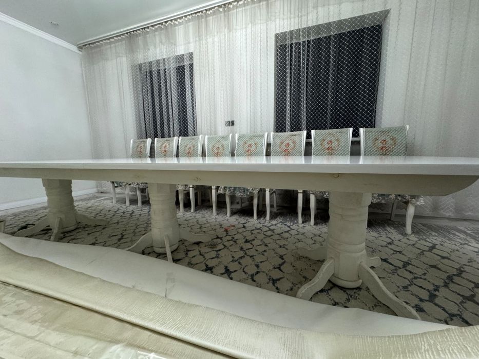 Залға үлкен үстел