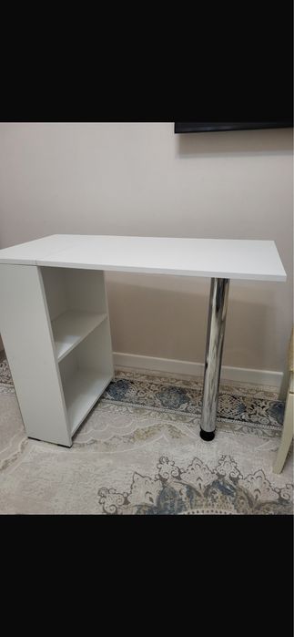 Маникюрный стол новый