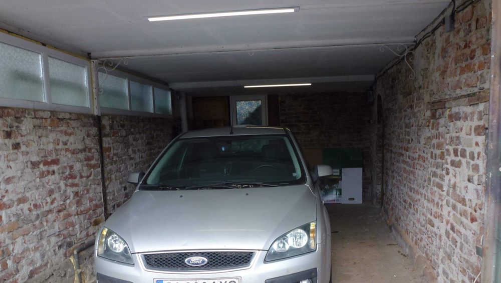 Давам под наем самостоятелен сух надземен гараж  21 m2