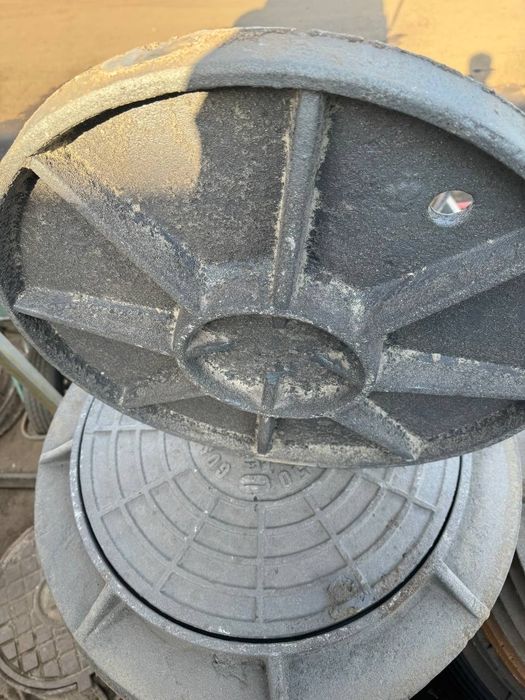 Люк Чугун,  Калодес канализация и водопровод Начальная цена