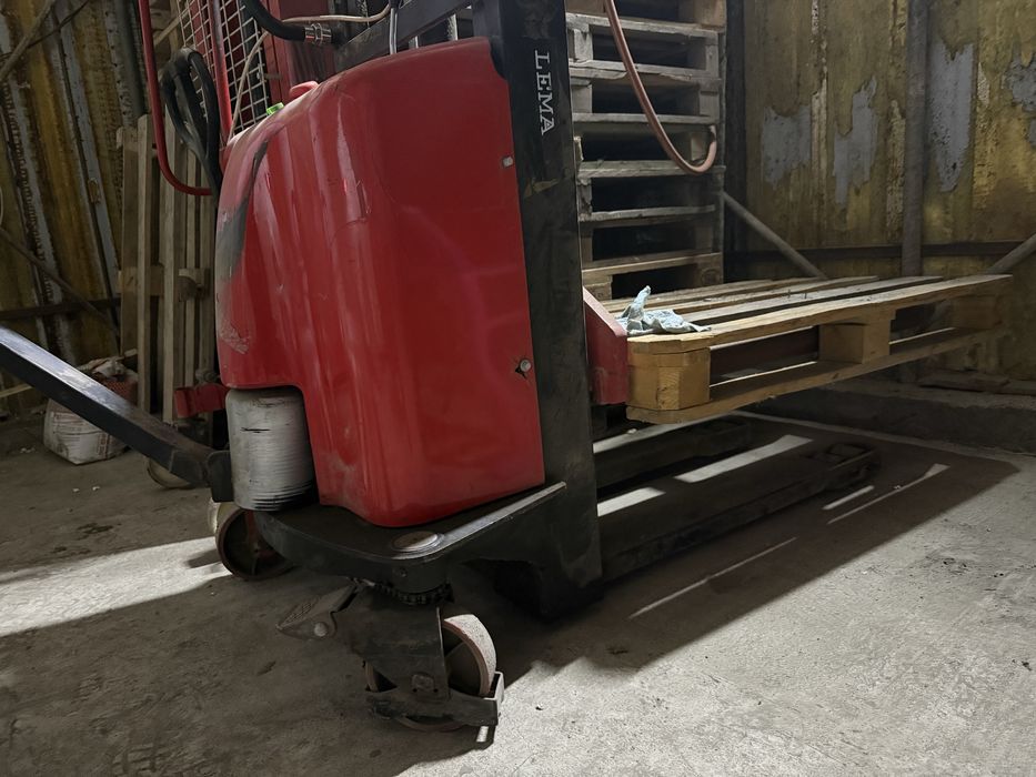 Штабелер электрический