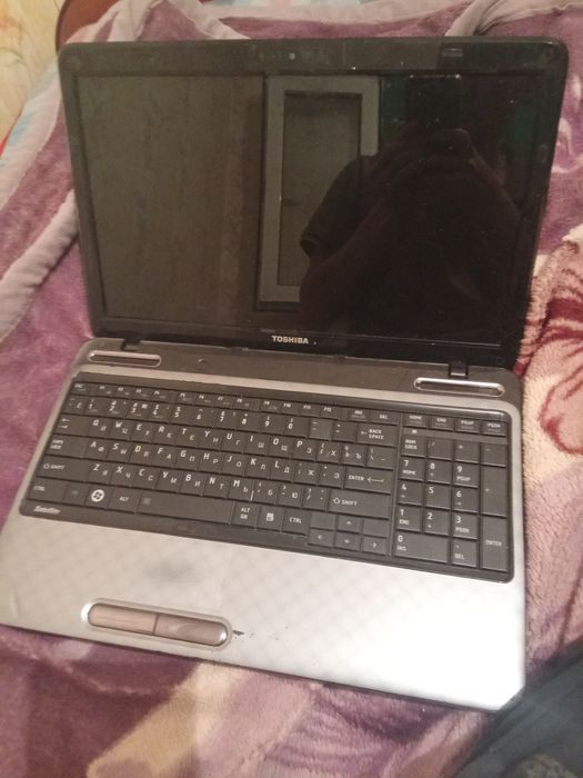 Продам два ноутбука на запчасти