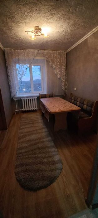 Продам 4-х комнатную квартиру