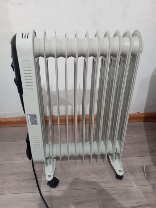 Продам масляный обогреватель