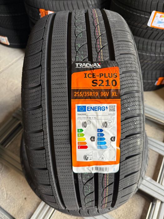 Зимни гуми спортпакет TRACMAX 225/40R19 93VXL + 255/35R19 96V дот 25