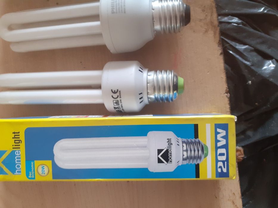 Vând foarte convenabil becuri economice tip spiraled drepte