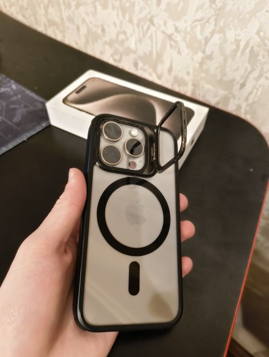 iPhone 15 Pro 256 Гигабайт