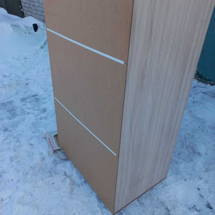 Шкаф  для  одежды.