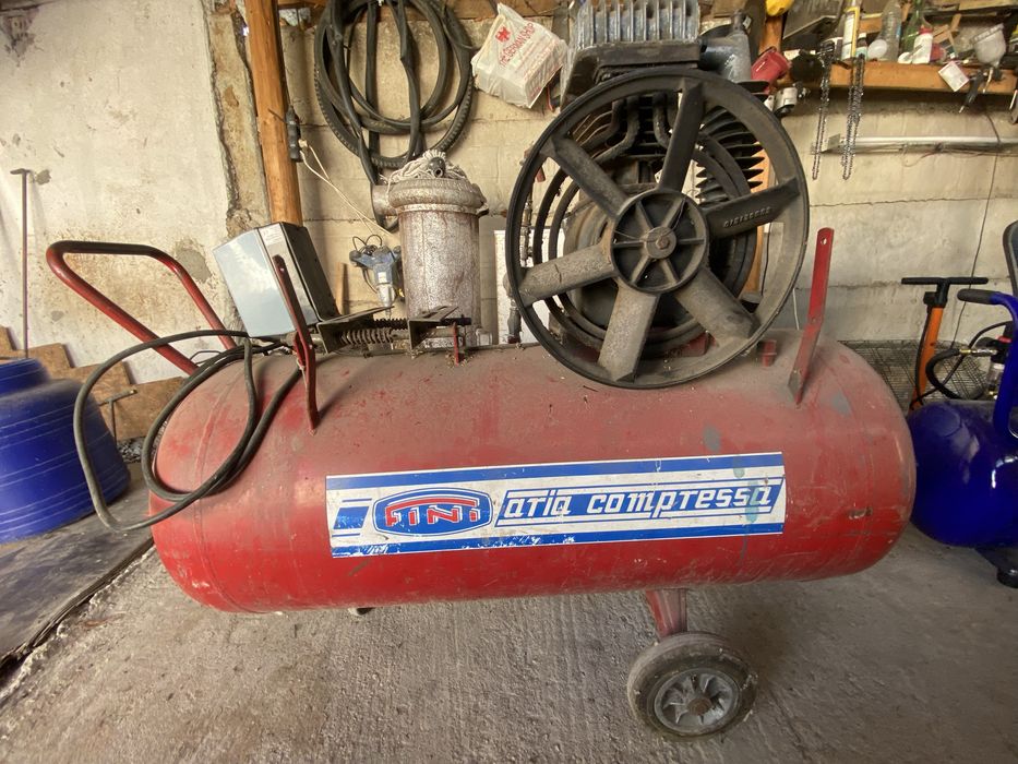Compresor Fini 200l nefunctional
