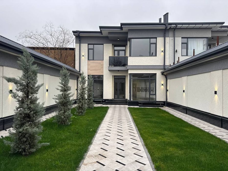 Срочно Срочно продаётся ЛЮКС Дом самом центре города