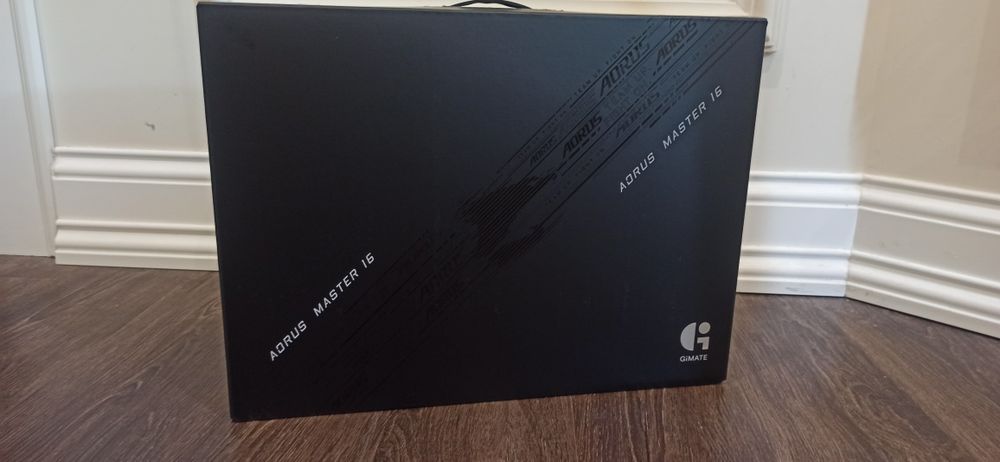 Игровой ноутбук Aorus Master 16 AM6H