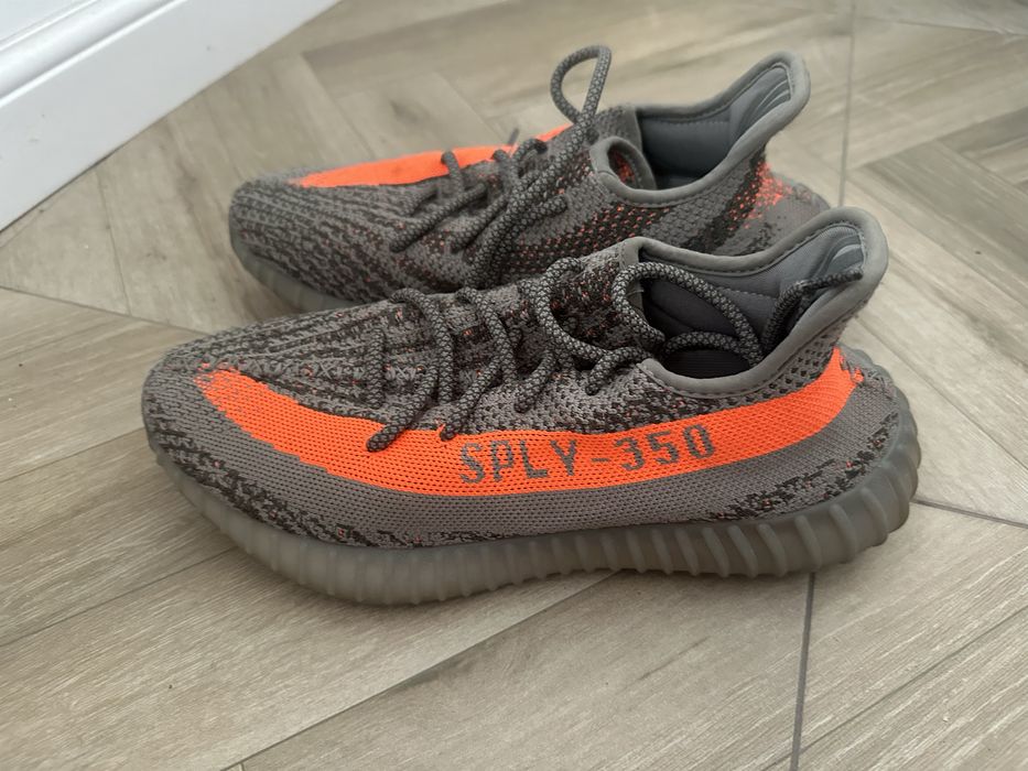 Adidas Yeezy baieti, marimea 42, purtati putin