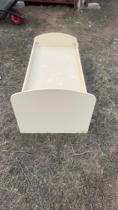 .Продам кровати.