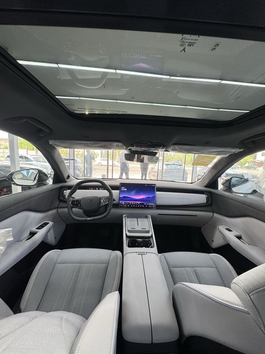 Voyah courage AWD Elektr