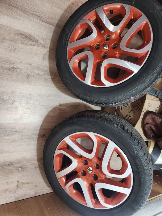 Roti Renault  stare foarte bună 205/55 R 17 cauciucuri vara