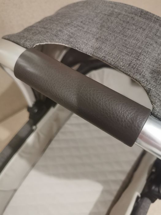 Кош за новородено Mamas & Papas Ocarro Chestnut