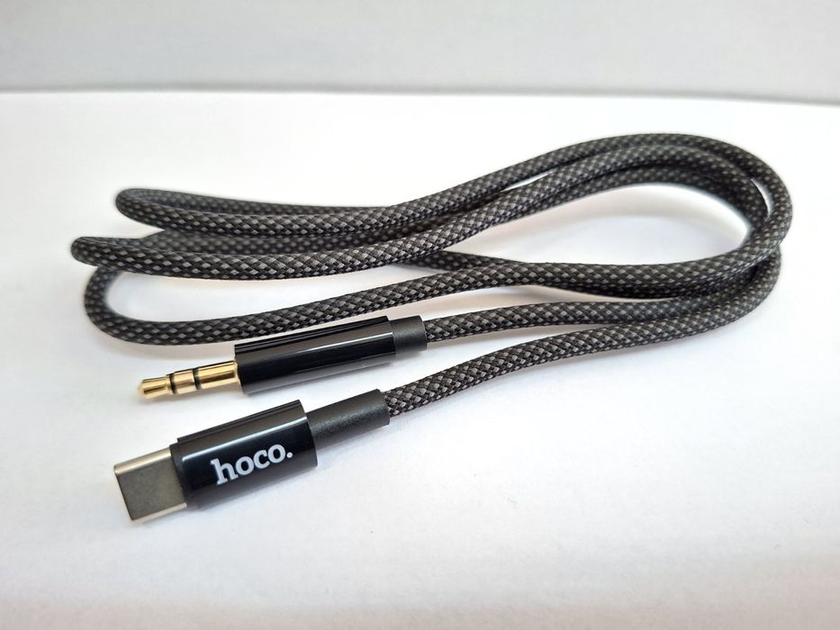 Кабел Type C към aux 3.5 mm за цифрово аудио преобразуване