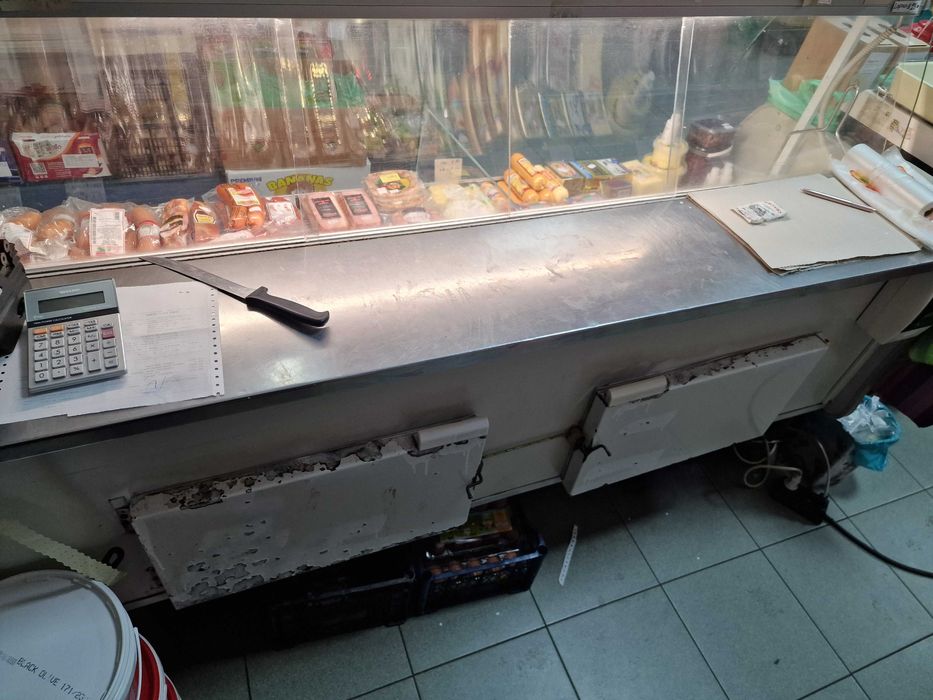 Хладилни Витрини и шкафове към тях