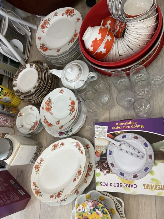 Продам посуду тарелки
