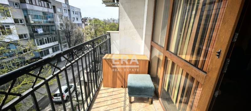 Дава се под наем Тристаен апартамент в Варна, Левски - 66 кв.м за 550 € - Снимка #4