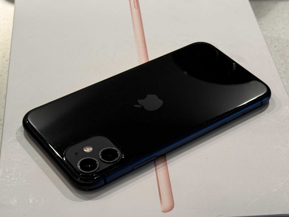 iPhone 11 64GB Black - Отличен, Нова Батерия.
