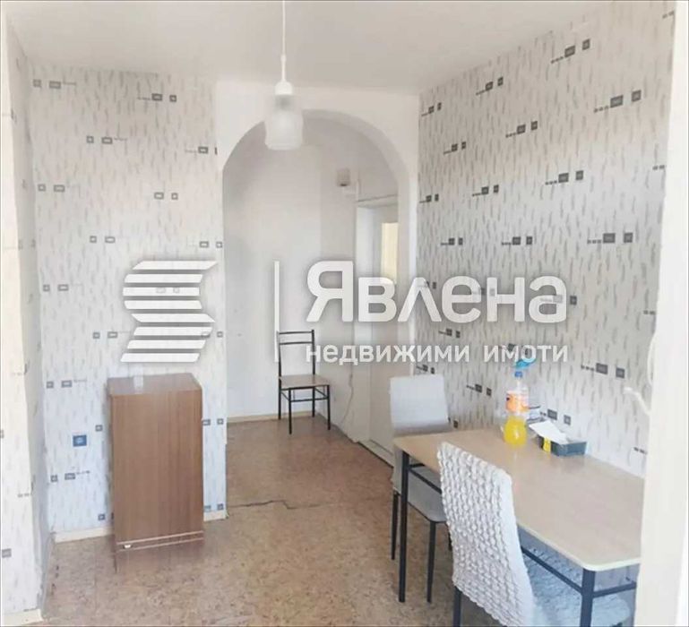 Продава се Тристаен апартамент в Пловдив, Филипово - 61 кв.м за 1615 €/кв.м - Снимка #1