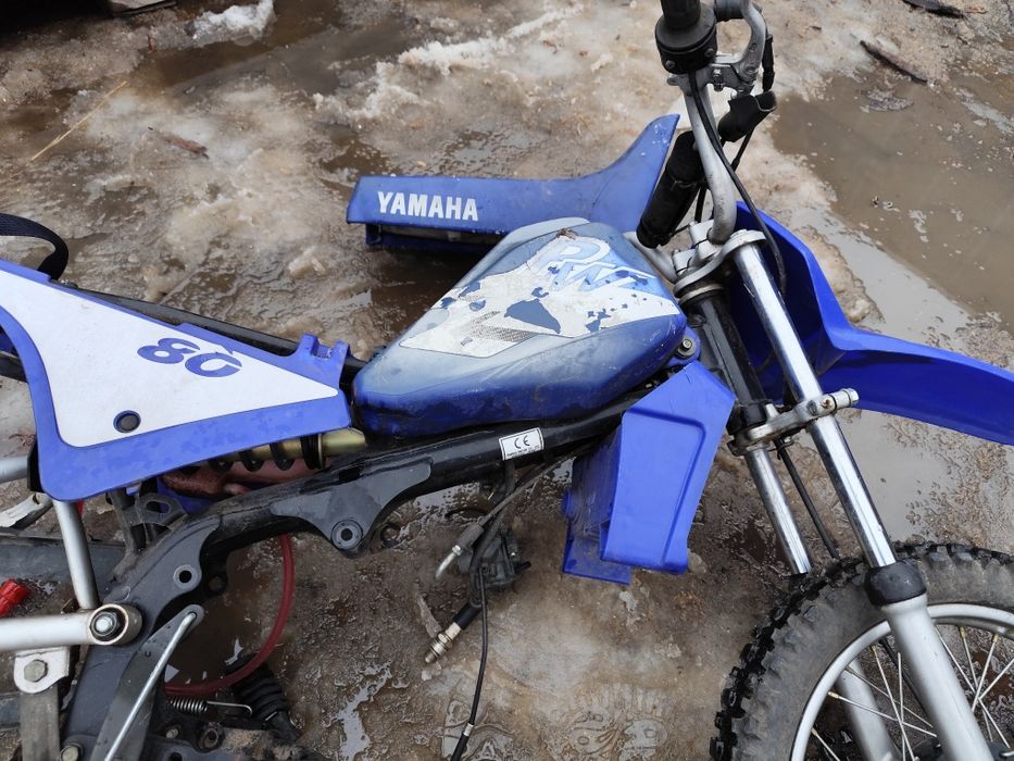 Yamaha PW80 cu motorul spart