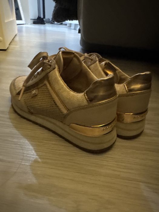 Оригинал michael kors кроссовки летние продам