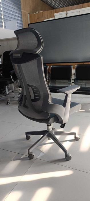 Кресло для офиса и дома - KRISTOPS