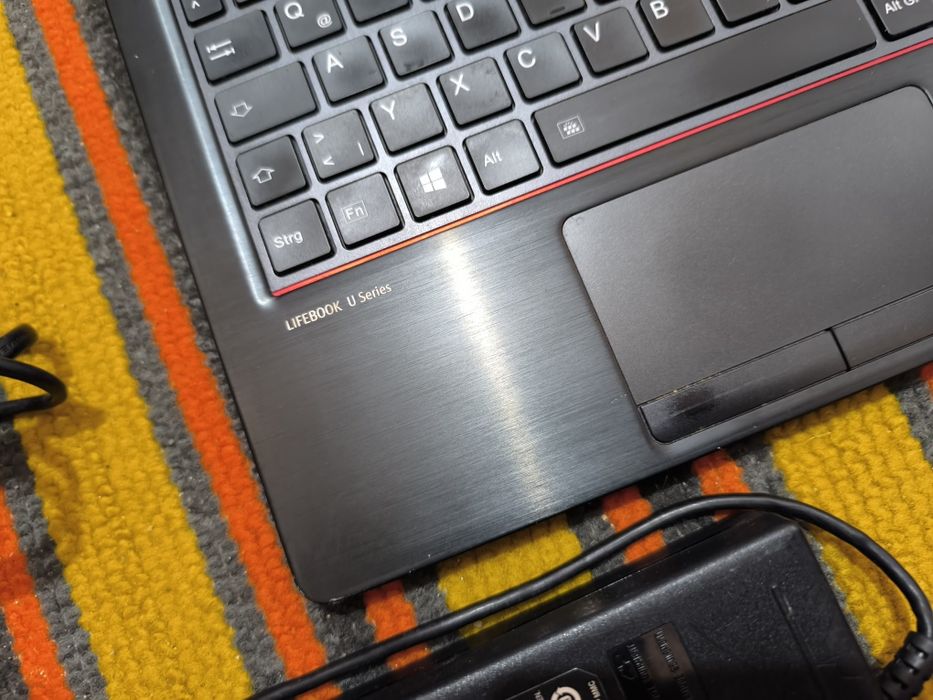 Lenovo i5 gen8 8gb ddr4 256 nvme