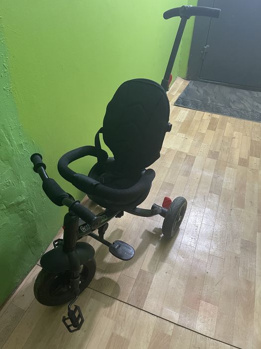 Трехколесный велосипед