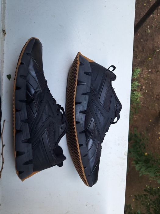 Adidasi Reebok marimea 45