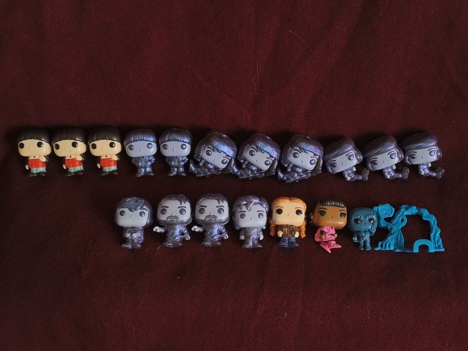 Stranger things kinder joy фигурки