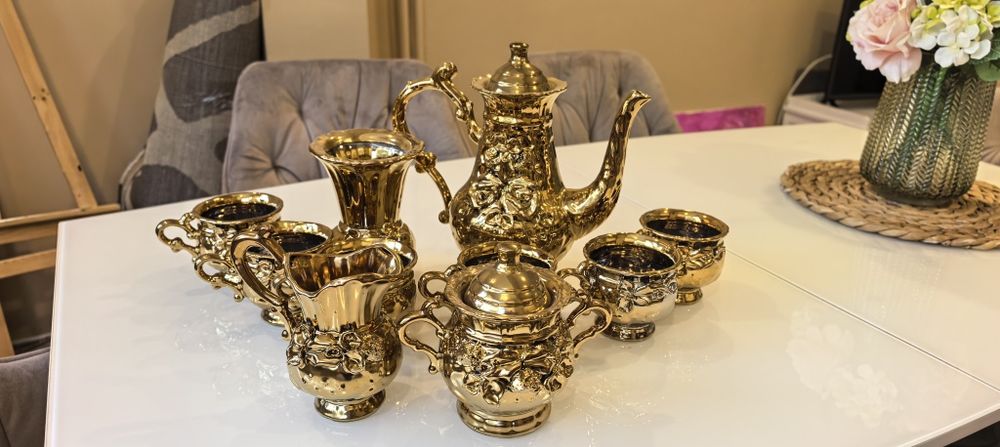 Винтидж порцеланов сервиз за кафе или чай от СССР "Златна роза"