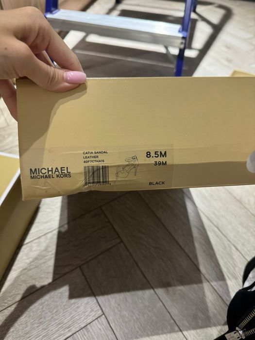Босоножки Michael Kors (оригинал) новые 39 размер