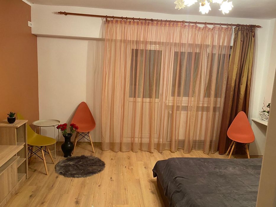 Apartament de inchiriat 1 cameră, Nicolina 2, 40 mp, reper Pizza Puffy
