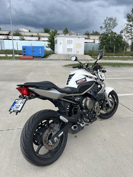 Vand Yamaha xj6n a2