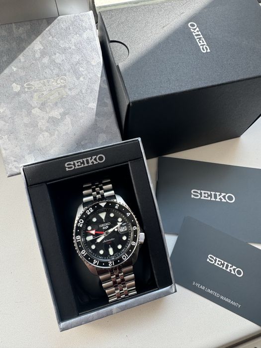 Ceas Seiko 5 GMT automatic impecabil