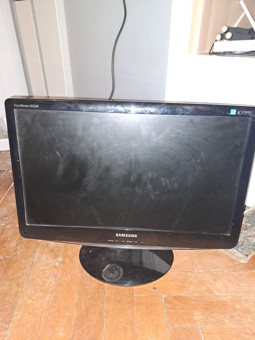 Vand Desktop pc + monitor