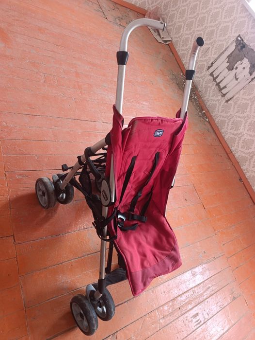 Коляска 15000 и 7000тг