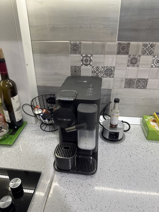 Nespresso lattisima one