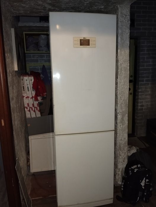 Холодильник б/у LG